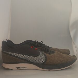 Nike Black Athletic Shoes with Modern Design